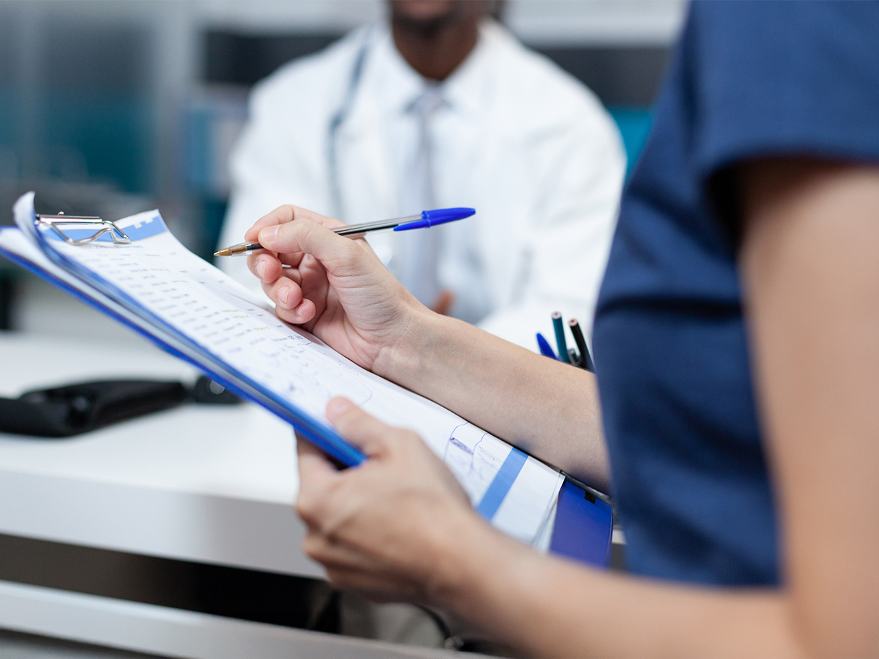 Which is the Best Institute for DHA, HAAD, MOH, and Prometric Coaching?